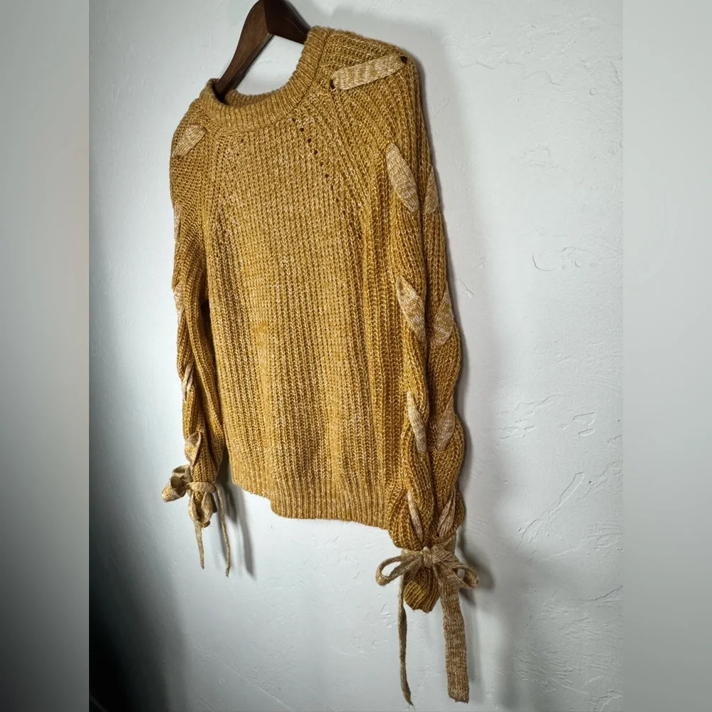 💛Love Tree Mustard Braided Sleeve Sweater Coquette Cozy Warm Size Medium‎ - Picture 6 of 11